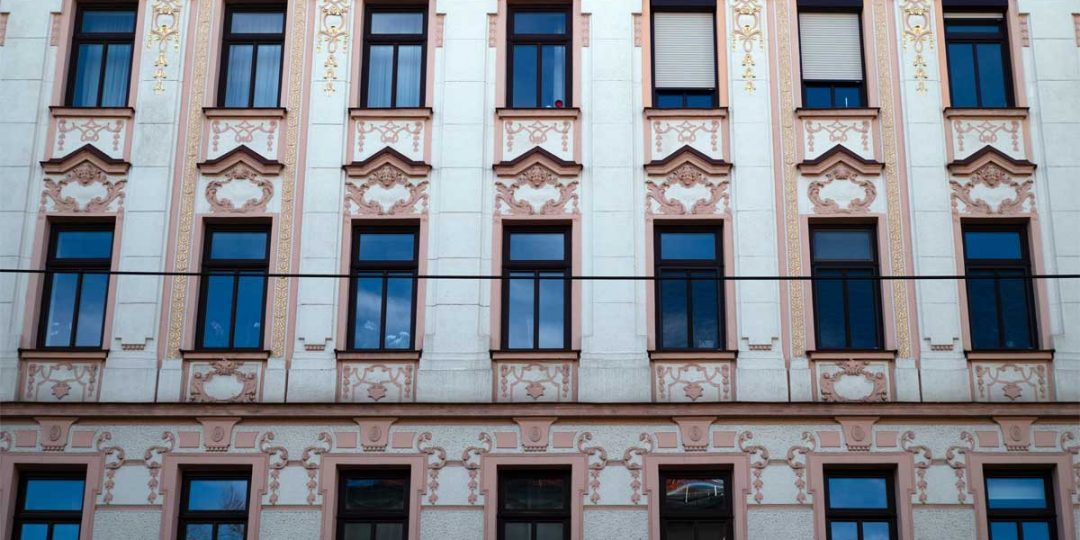 Vergoldung der Fassaden Ornamente